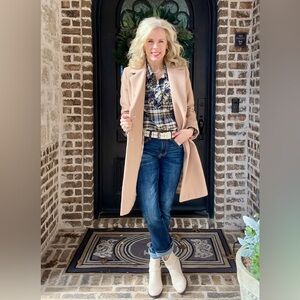 Cabi heritage coat. Classic Tan Double-Breasted Coat